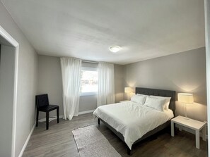 3 chambres, fer et planche à repasser, Wi-Fi gratuit, draps fournis