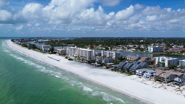 Hus, flere senger (Pelican Pointe 2A) | Strand | På stranden