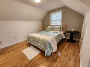 3 soverom, wi-fi (inkludert) og sengetøy