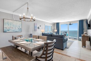 公寓客房, 多張床 (Sand Castle II #2601 - Premier) | 用餐區