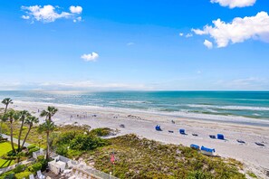 Condo, varias camas (Sand Castle II #2601 - Premier) | Playa | En la playa 