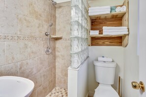 Condo, 1 Double Bed with Sofa bed (Sunset Beach House - Beach Hugger 1) | Bathroom | Soap, toilet paper - Sunset Beach House - Beach Hugger 1 (Treasure Island)