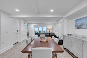 House, Multiple Beds (Serenity By The Sea) | Interior