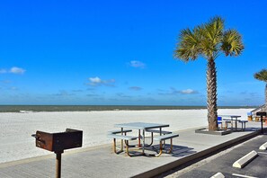 Condo, 1 King Bed with Sofa bed (Sunset Chateau 207) | Outdoor dining - Sunset Chateau 207 (Treasure Island)