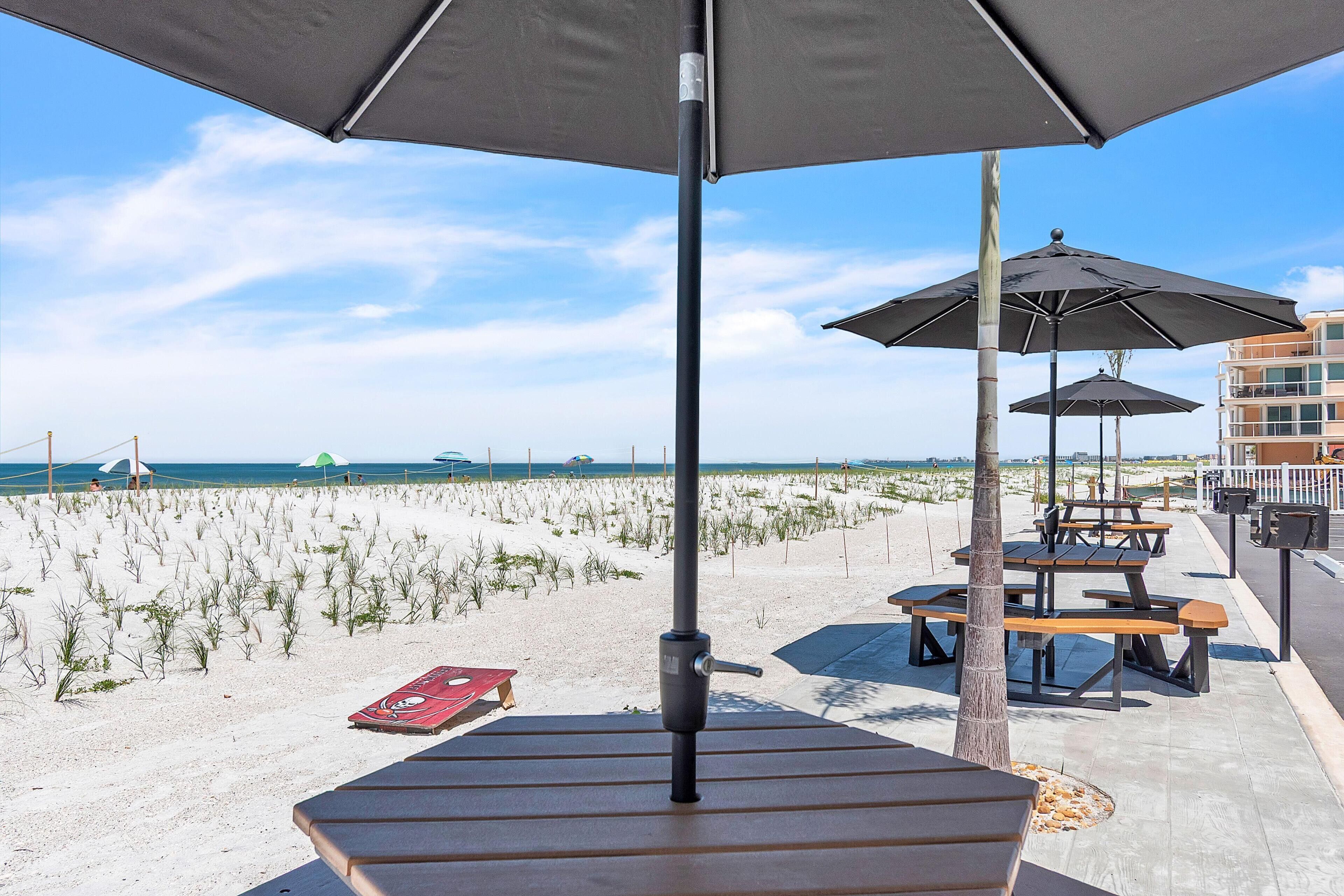 Condo, Multiple Beds (Sunset Chateau 506 - Premier) | Outdoor dining
