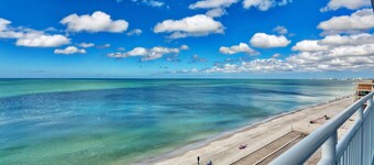 Sunset Chateau 506 - Premier