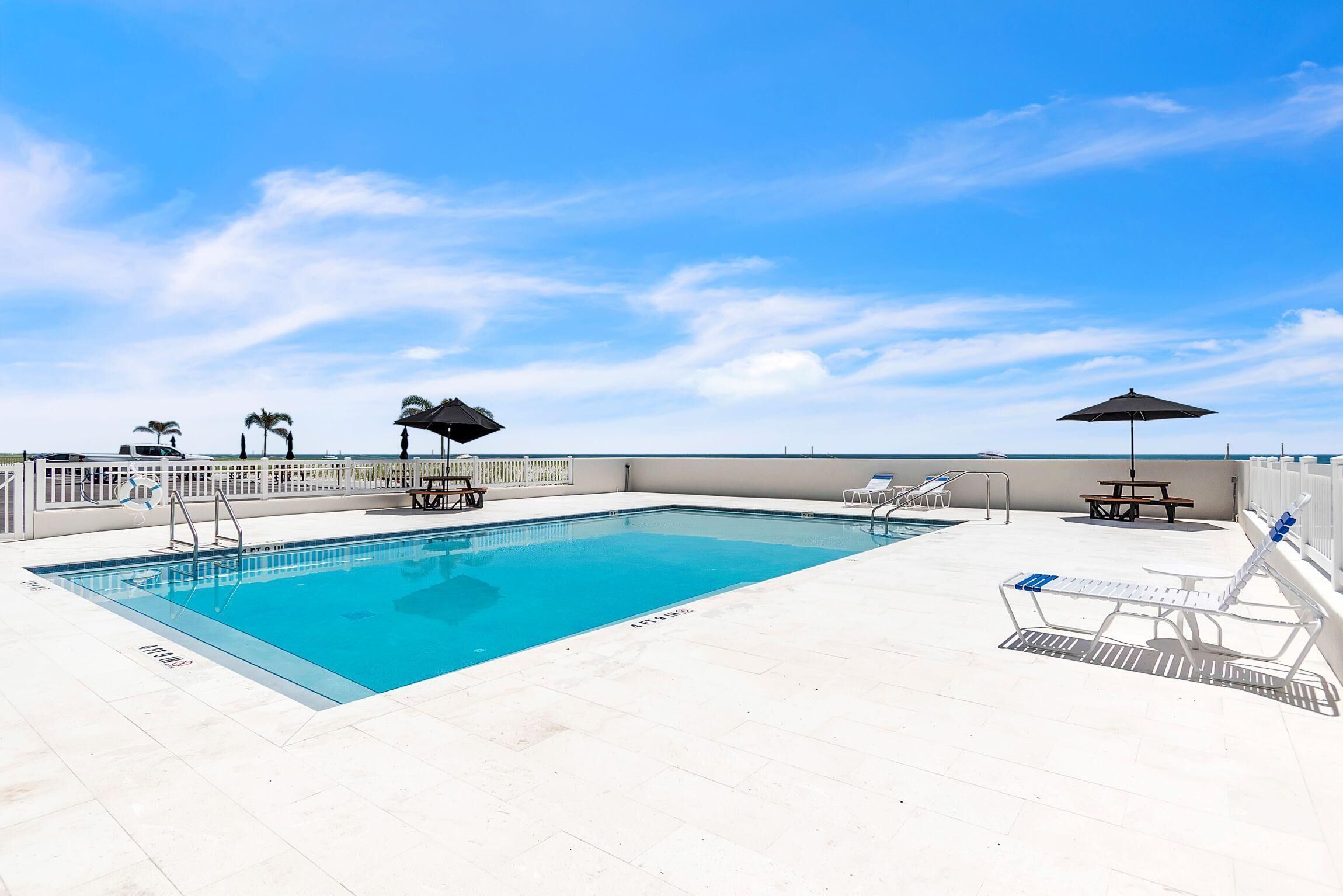 Apartment, Mehrere Betten (Sunset Chateau 506 - Premier) | Pool