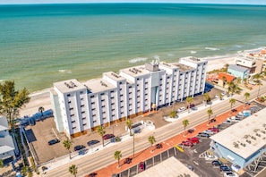 Apartamento, varias camas (Sunset Chateau 611) | Vista aérea