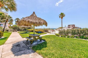 Condo, várias camas (Sand Dollar 107) | Opções para refeição ao ar livre