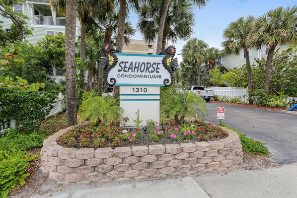 Condo, Multiple Beds (Seahorse 401) | Property grounds