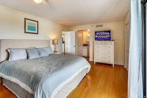 Condo, várias camas (Seahorse 401) | 2 quartos, Wi-Fi