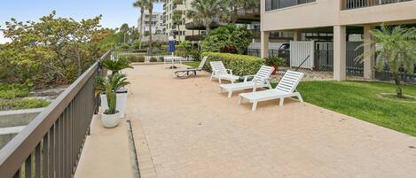 Condo, Multiple Beds (Seahorse 401) | Property grounds