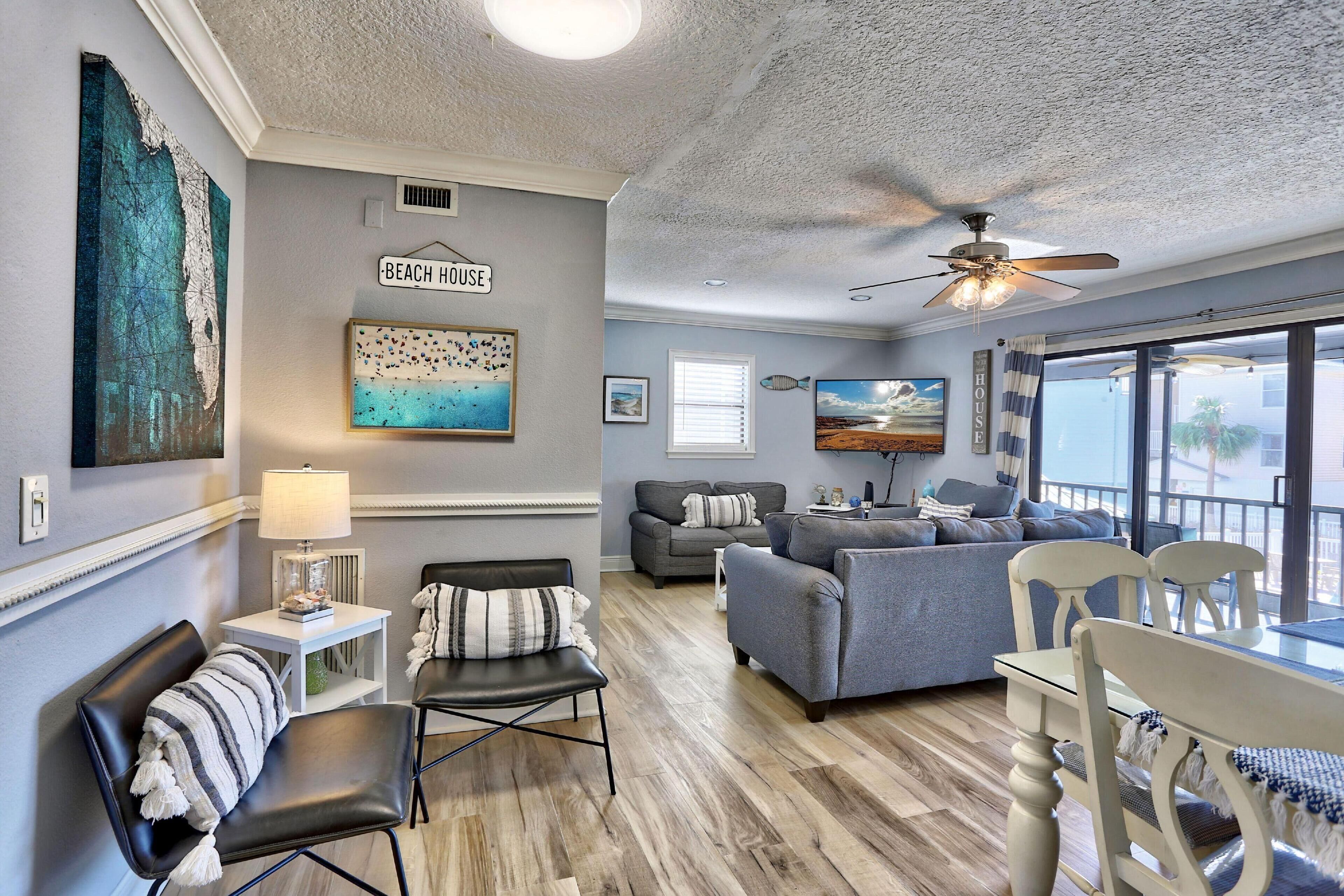 独立别墅, 多张床 (Sea Shell 14 - Premier) | 起居区 | 电视