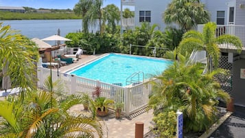 House, Multiple Beds (Sea Shell 24) | Pool