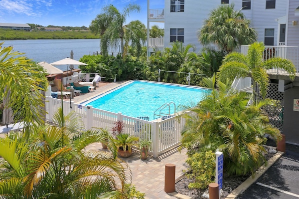 Nhà, nhiều giường (Sea Shell 24) | Hồ bơi