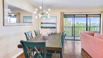 House, Multiple Beds (Sea Shell 24) | Interior