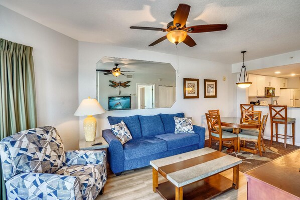 Condo, Multiple Beds (Sunset Vistas 211N) | Living area | TV