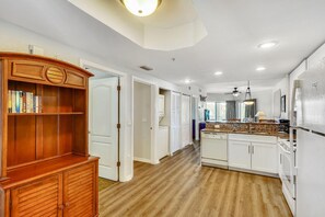 Condo, Multiple Beds (Sunset Vistas 211N) | Private kitchen | Oven, toaster