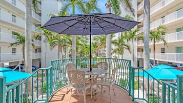 Condo, Multiple Beds (Sunset Vistas 302S) | Outdoor dining