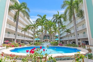 Condo, varias camas (Sunset Vistas 302S) | Alberca