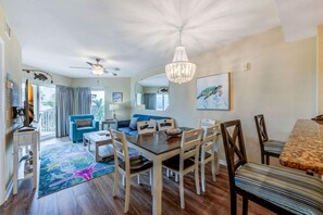 Apartamento, varias camas (Sunset Vistas 411N) | Restauración