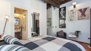 2 chambres, fer et planche Ă repasser, accĂšs Ă Internet, literie fournie
