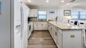 Unclassified image, 3 of 18, button - Sunset Villas 3 (Redington Shores)