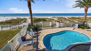 Unclassified image, 4 of 18, button - Sunset Villas 3 (Redington Shores)