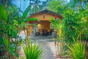 Front of property - Villa Mandari (Dharga Town)