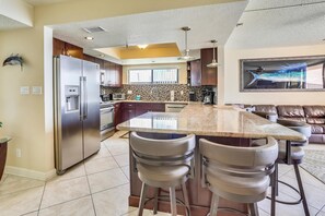 Apartment, Mehrere Betten (Trillium 1A - Premier) | Eigene Küche | Ofen, Toaster