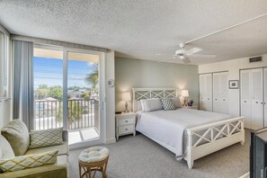 Condo, 1 King Bed with Sofa bed (Trillium 2C - Premier) - Trillium 2C - Premier (Madeira Beach)