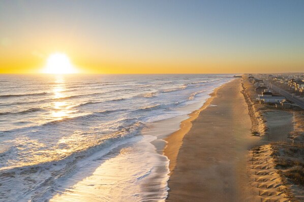 On the beach - Pet-friendly semi-oceanfront home with incredible views! (Kill Devil Hills)