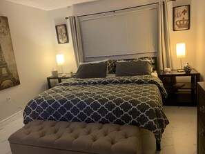 2 Schlafzimmer, Bügeleisen/Bügelbrett, Bettwäsche