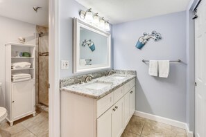 Condo, Multiple Beds (Villa Madeira 203 - Premier) | Bathroom | Soap, toilet paper