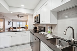 Condo, Multiple Beds (Villa Madeira 206) | Private kitchen - Villa Madeira 206 (Madeira Beach)