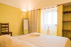 2 bedrooms