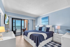 Room - Villa Madeira 402 - Premier (Madeira Beach)