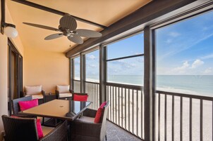 Condo, Multiple Beds (Villa Madeira 402 - Premier) | Dining