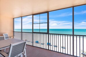 Lejlighed - 1 kingsize-seng (Villa Madeira 410) | Spiseområde