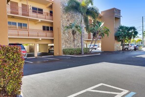 Condo, 1 King Bed with Sofa bed (Westwinds 213) | Property grounds