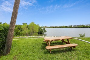 Condo, Multiple Beds (Mariner's Pointe 701) | Outdoor dining