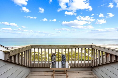 Pelican Pointe 3B