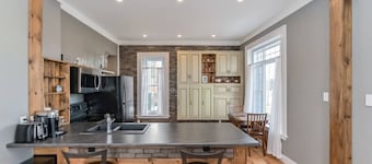 Elora Gingerview Its comfort with a View