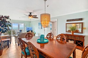 Condo, Multiple Beds (Sea Breeze 106) | Dining