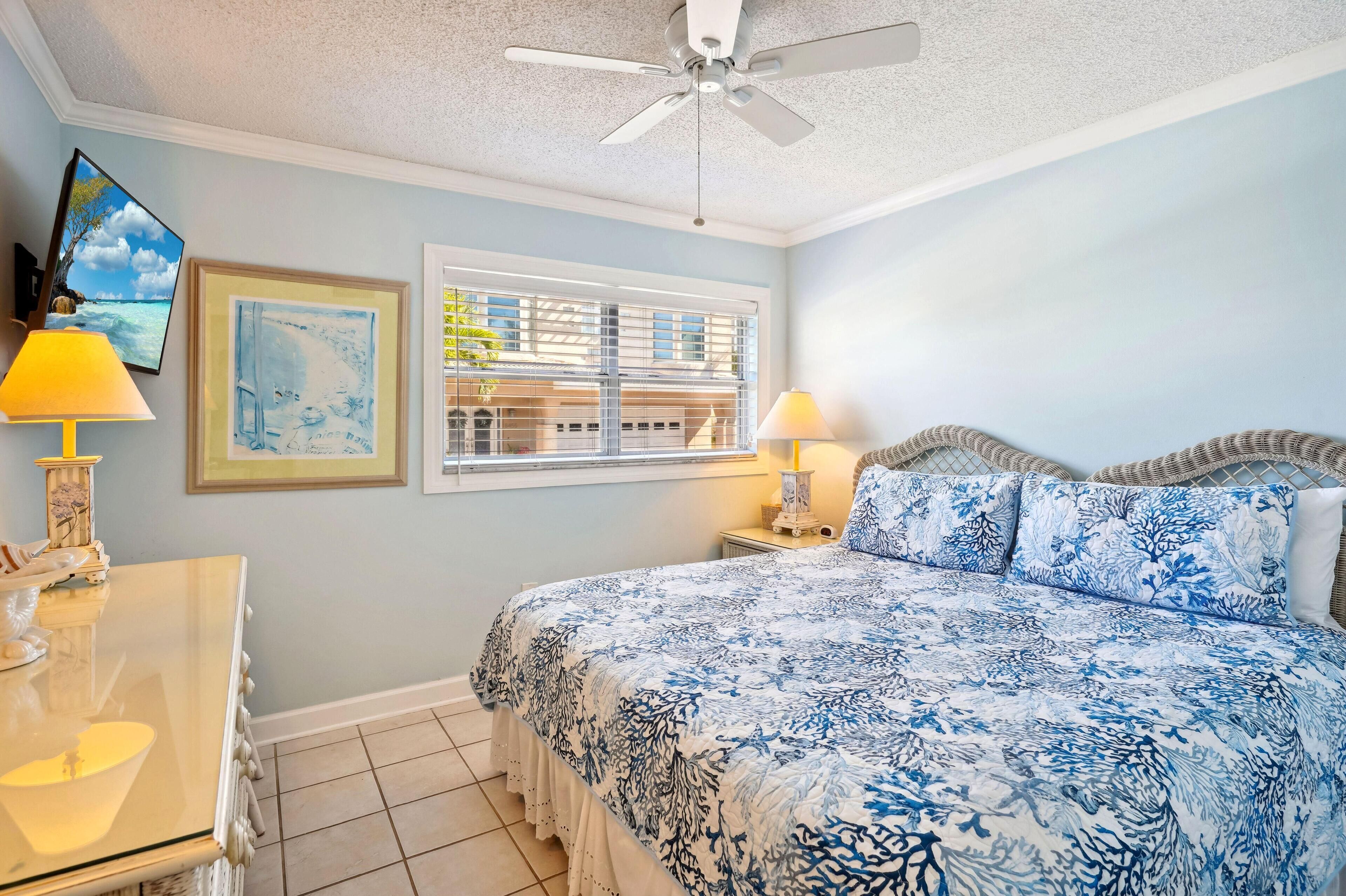 Condo, 1 King Bed (Harbor House 37) | 1 bedroom, WiFi