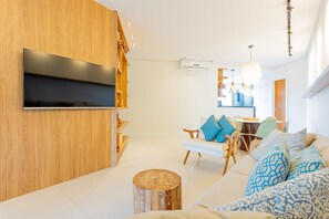 Living area - IT22 Lindo Apto 3 Quartos a Beira Mar (Camaçari)