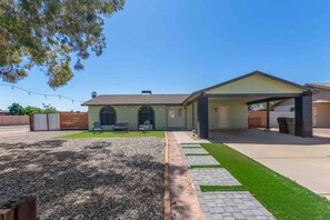 Exterior - Verde Vista Villa

 (Peoria)