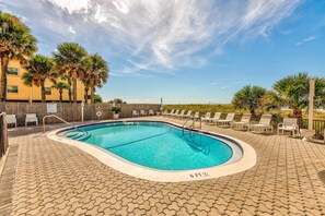 Condo, 1 King Bed with Sofa bed (Madeira Norte 406 - Premier Unit) | Pool - Madeira Norte 406 - Premier Unit (Madeira Beach)