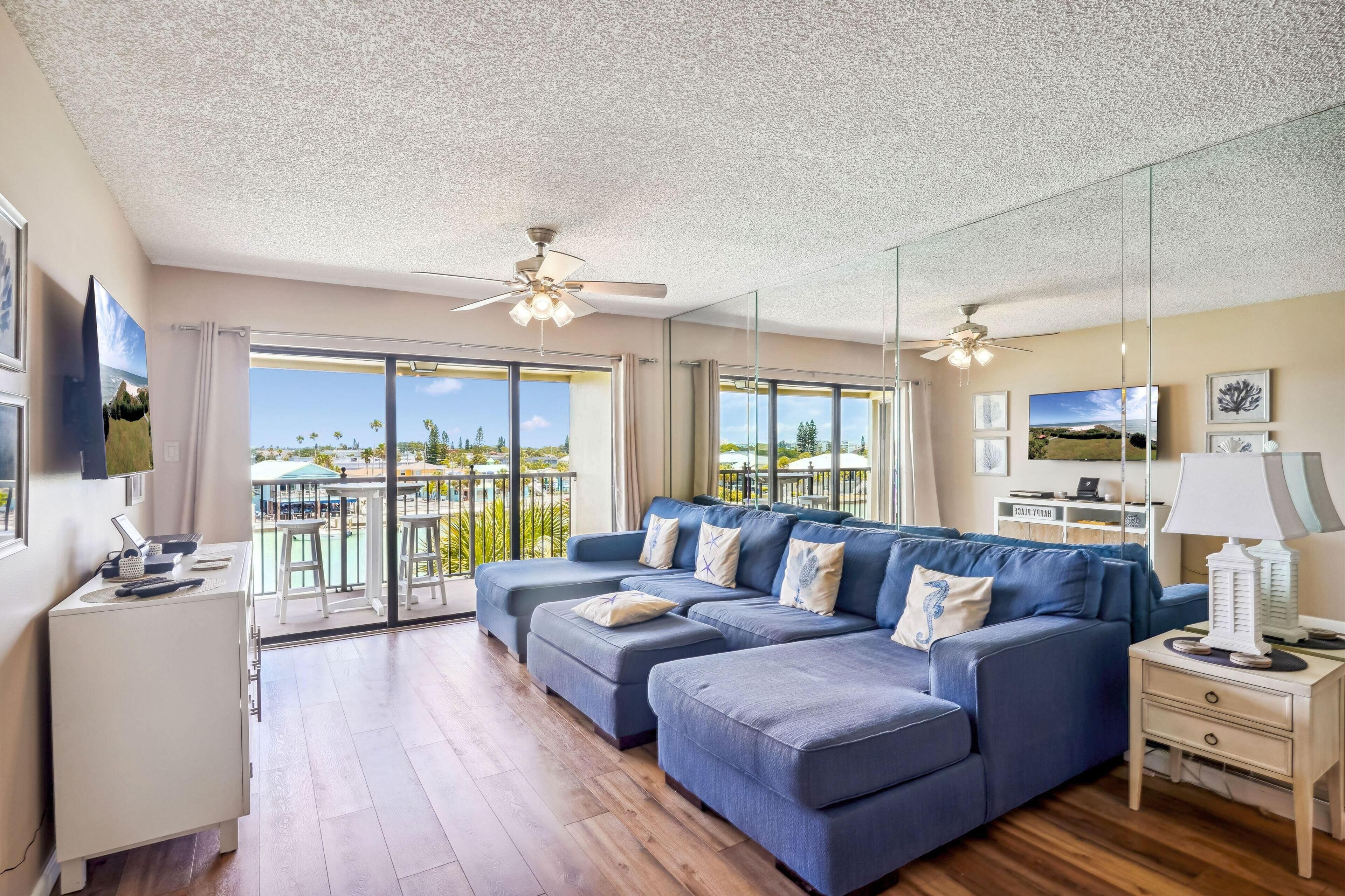 Condo, 1 King Bed (Land's End 3-402 Bay Front) | Living area | TV