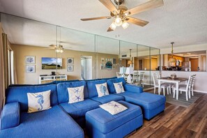 Condo, 1 King Bed (Land's End 3-402 Bay Front) | Living area